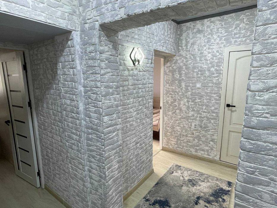 ПРОДАЕТСЯ 3/3/9 Квартира Ор.р: Парк Анхор