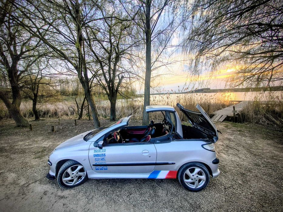 Vând Peugeot 206 cc