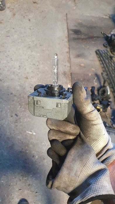 igniter balast calculator soclu cu bec xenon Hella D2S