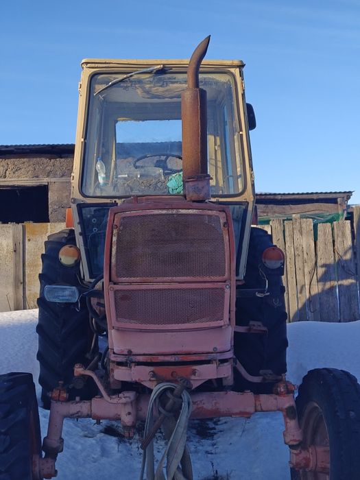 Трактор юмз на ходу