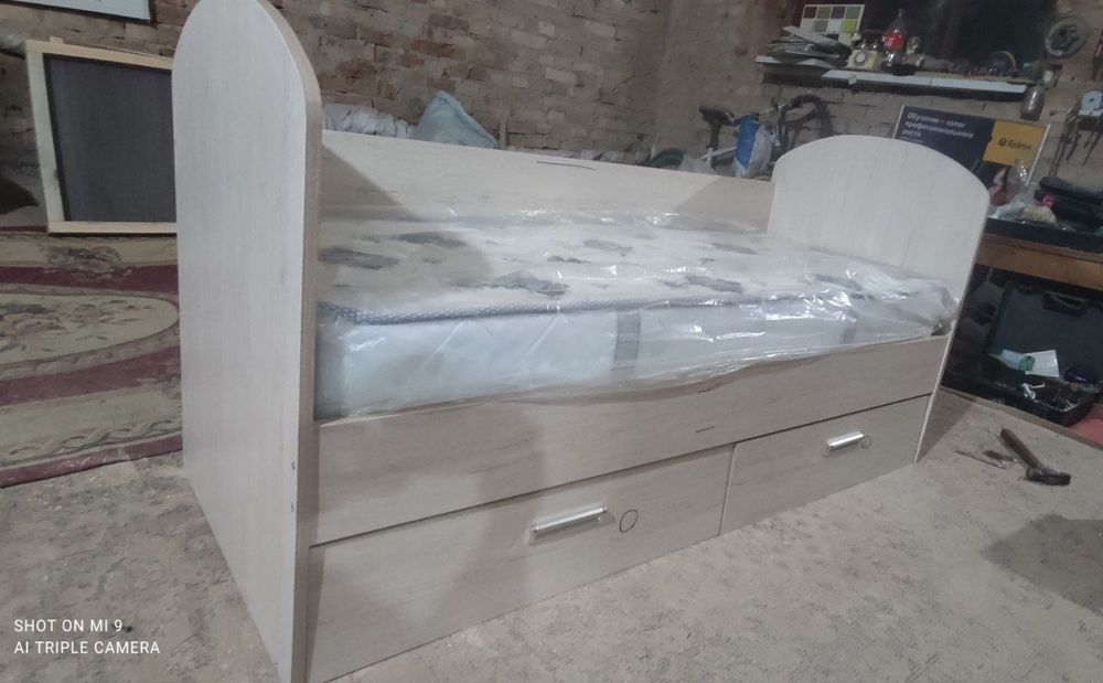 Кроватка детская