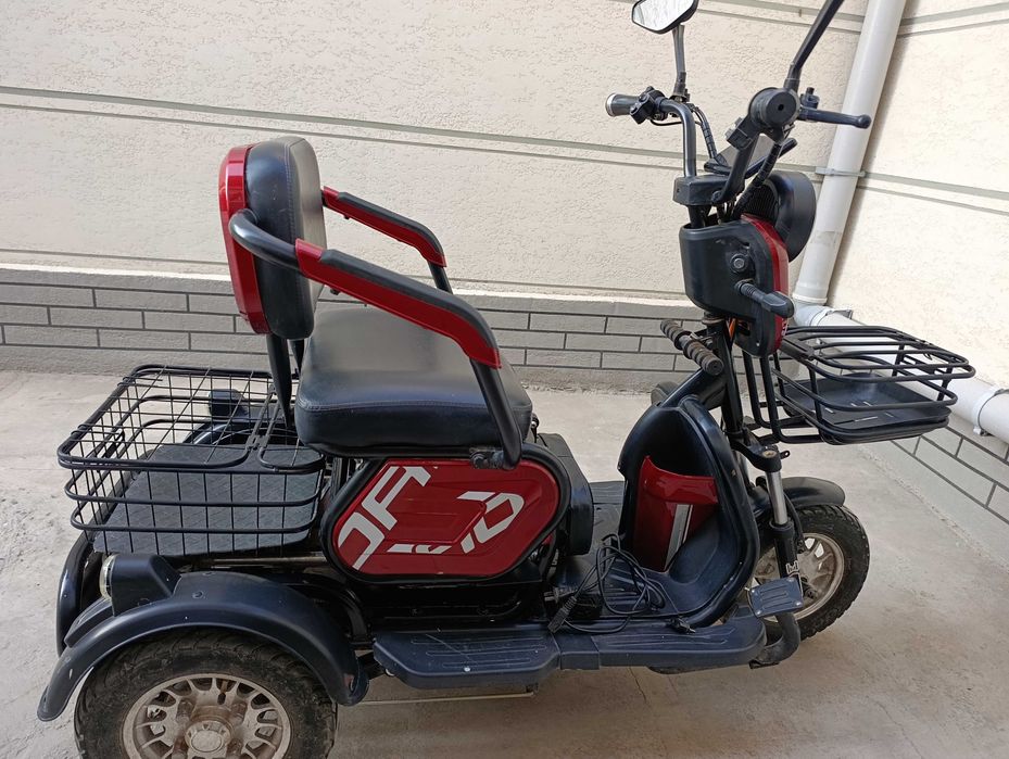 Скутер сотилади. Холат яхши