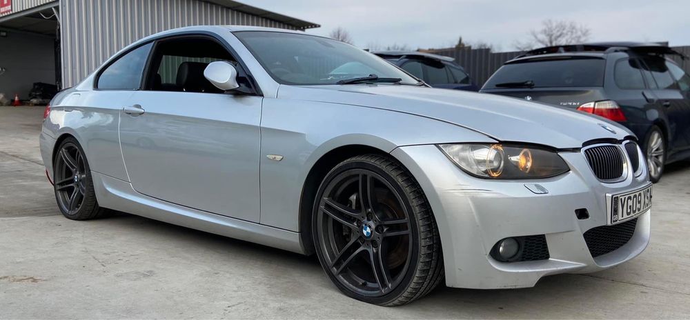 Dezmembrez BMW 330d E92 M-Pack ,Motor 245cp N57 ,NAVI CIC,volan padele