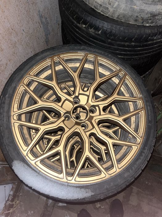 Продам диски с резиной