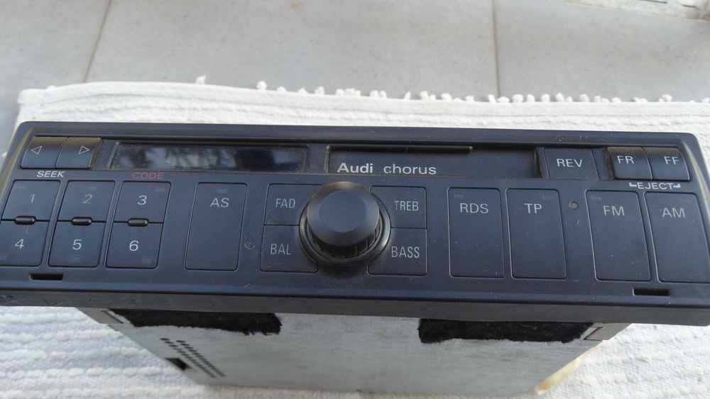 Оригинно радио AUDI