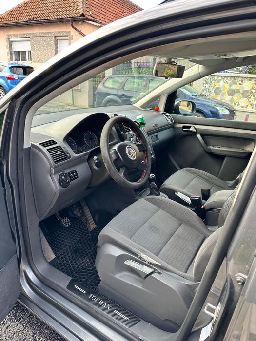 VOLKSWAGEN Touran 2006 — imagine 5