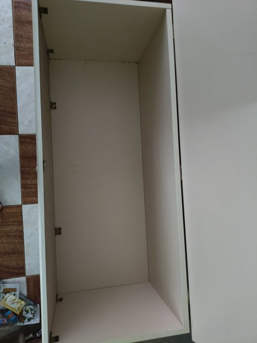 Продам сумдук в хорошем состоянии