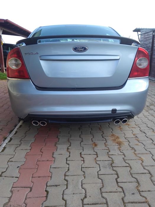 Ford Focus Sedan-2007