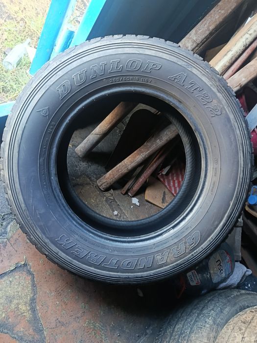 Продам шины R18 285/60
