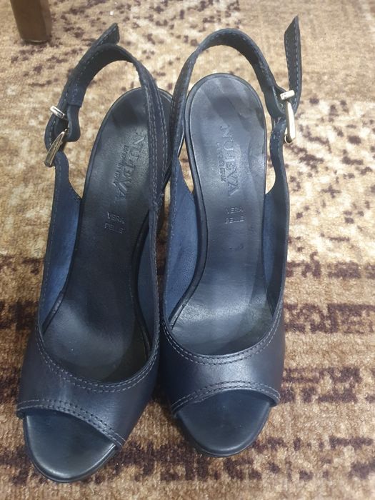 Дамски сандали 39