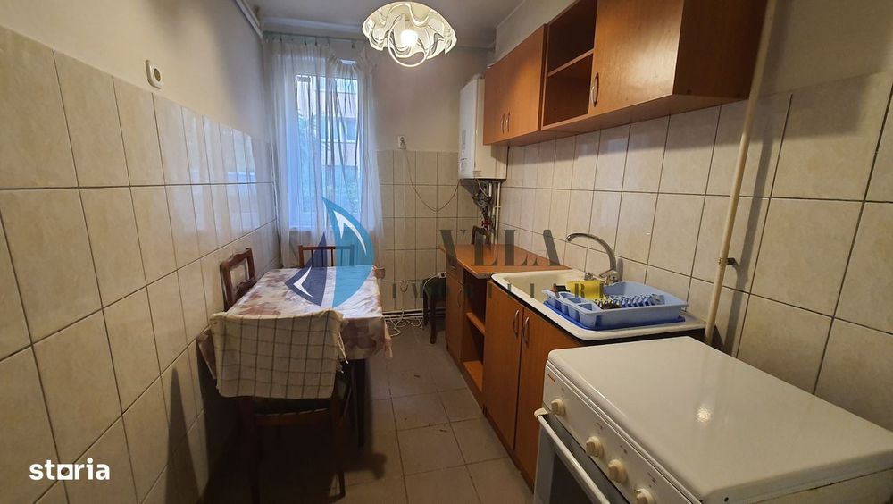 Apartament 3 camere, 7 Noiembrie, izolat, din 1 Septembrie