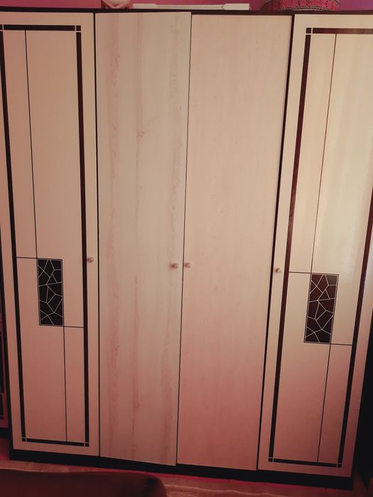 Спальни мебель тумбочка