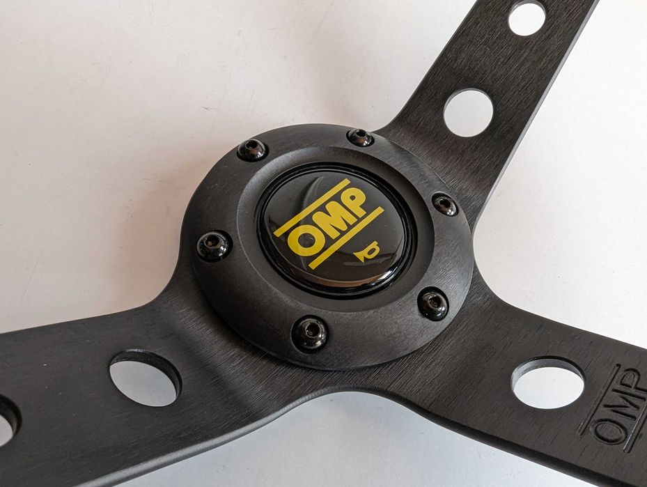 Волан ОМП кожен дълбок изнесен център спортен OMP