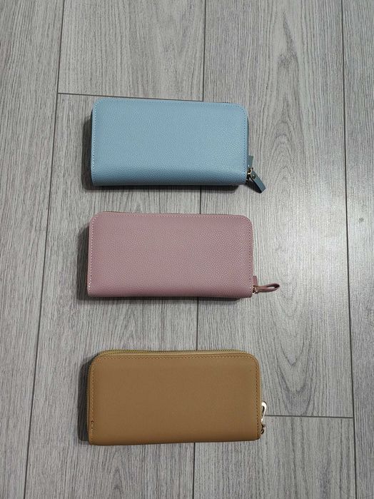 Стилни дамски портмонета-мини чантичка.