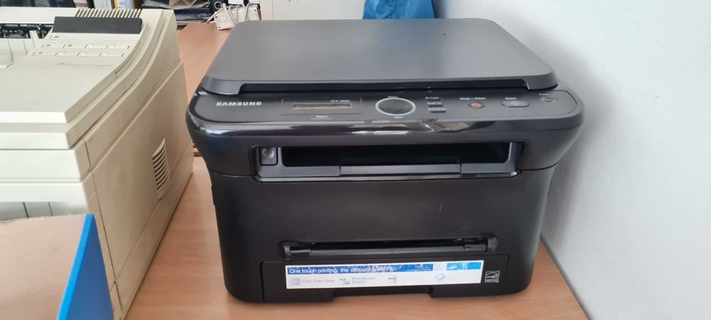 Продавам Лазерни, мастилено струен и матрични принтери