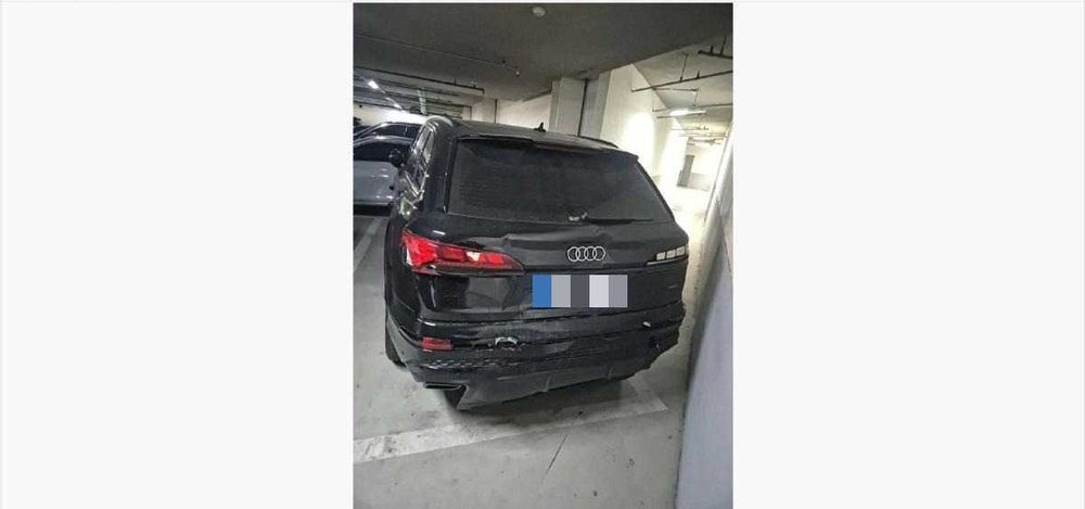 Audi Q7 55 TFSI 2025 - 300km - Avariat (Ușor Lovit Spate)