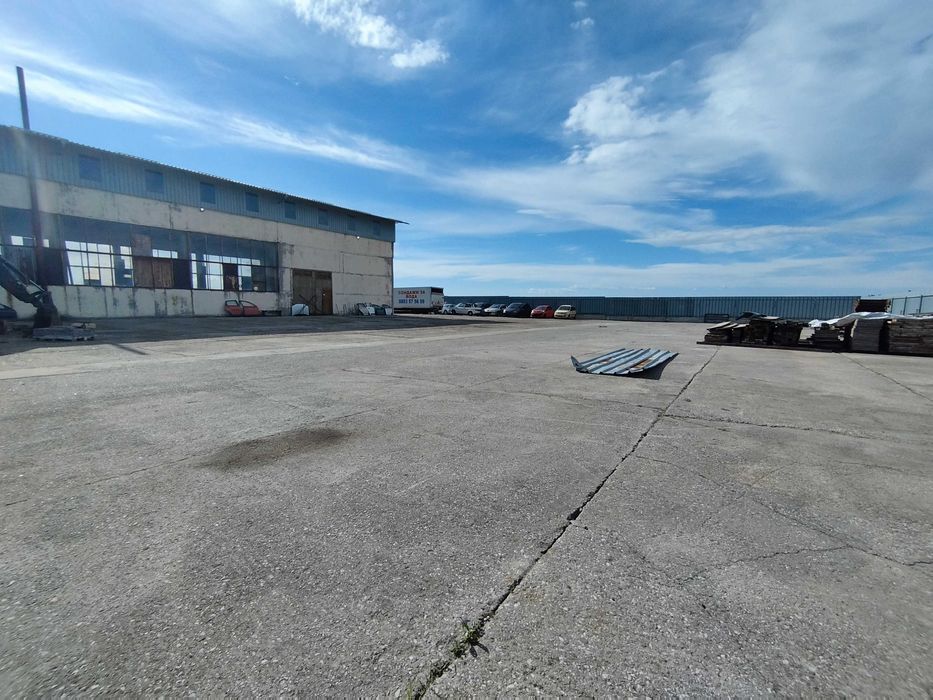 Под наем промишлено място Перник, паркинг, гараж, склад от 400/1500кв.
