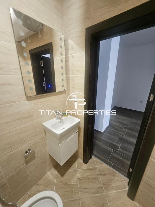 Ключ в Агенцията! Офис, под наем, жк Възраждане