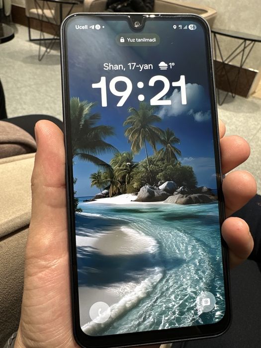 Samsung A16 Xolati ideyal Karopka dakumet bor 2 oy ishlatlgan