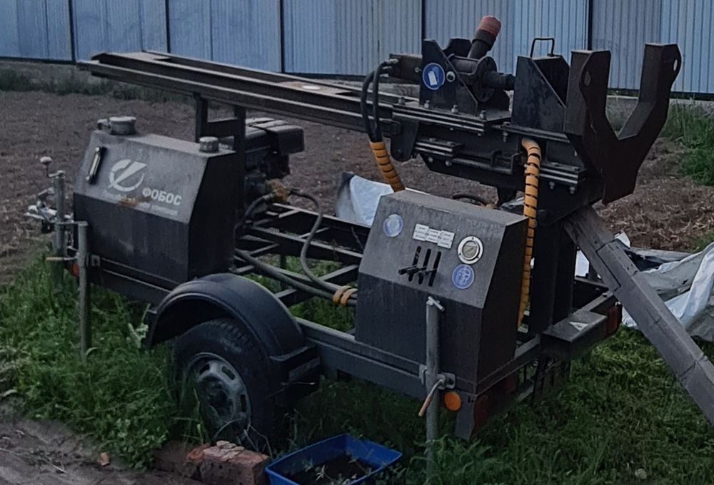 Установка для бурения скважин