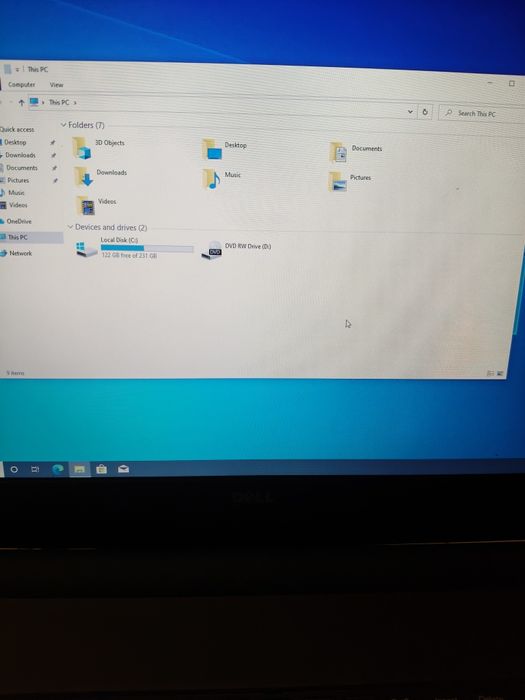 Dell Inspiron 17"  Proc i5 gen 6th RAM 8gb SSD 240gb bateria tine