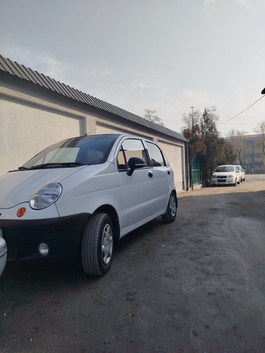 Продаю машину матиз