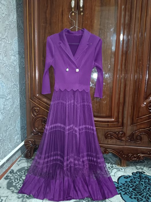 Yangi 1 marta kiyilgan