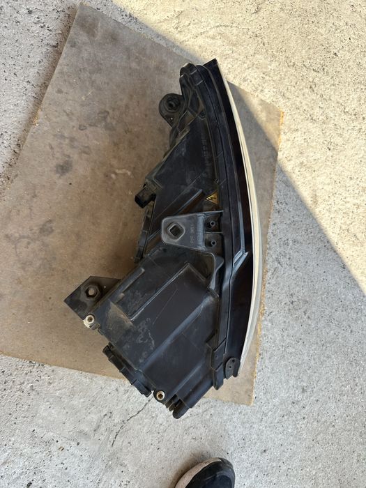 Audi A3 ксенон десен фар ОЕМ