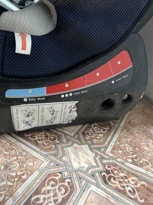 Продам детскую кресло