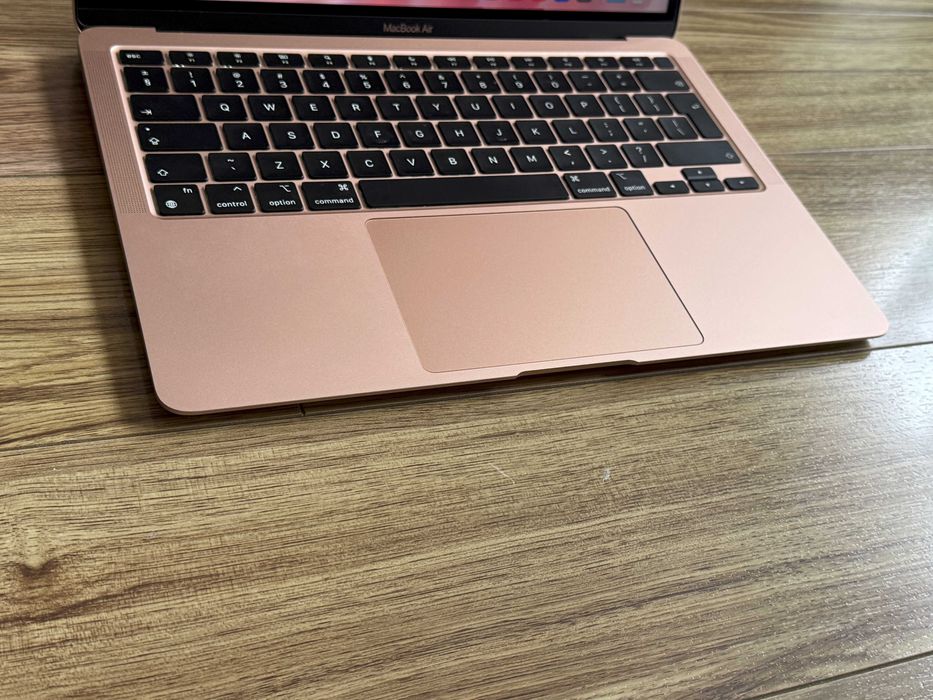 MacBook Air 13 M1 Rose Gold/8 CPU/8 GPU/16GB RAM/512GB SSD/Като Нов