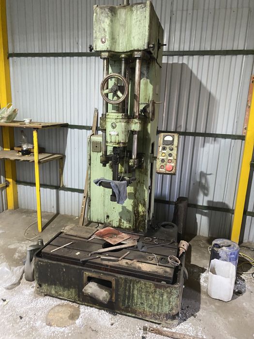 Продам токарный станок