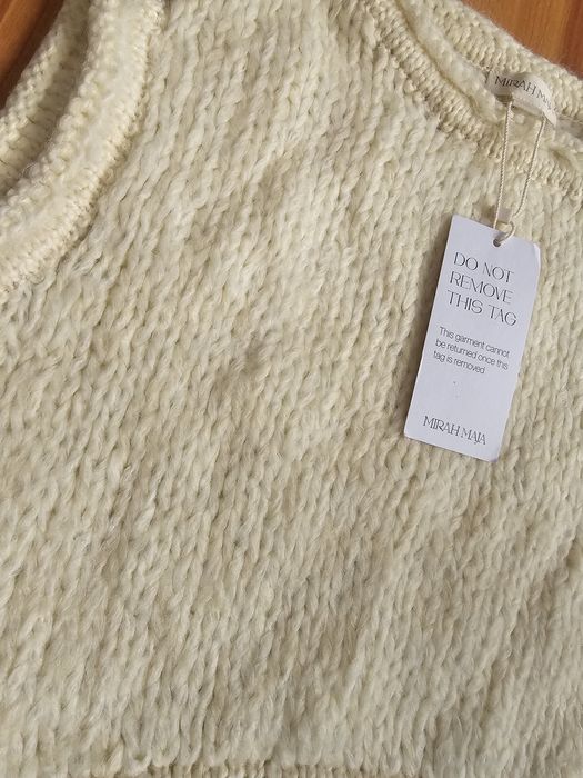 Top/Vesta Paloma Miraj Maja