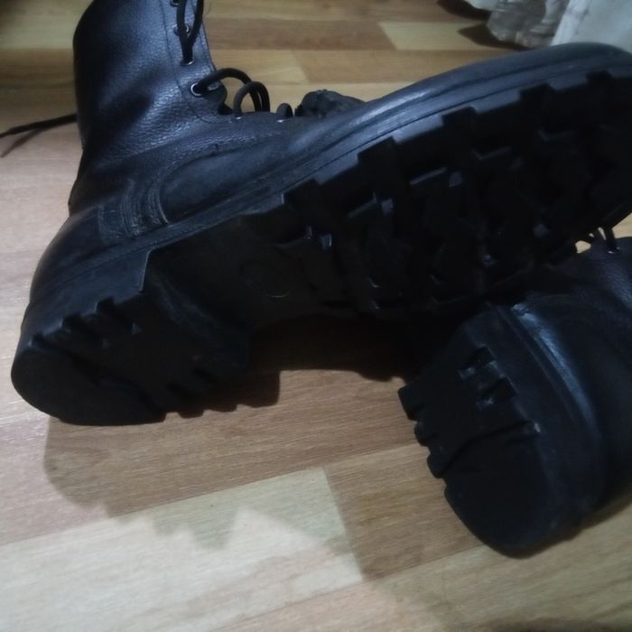 Продам берцы 46р