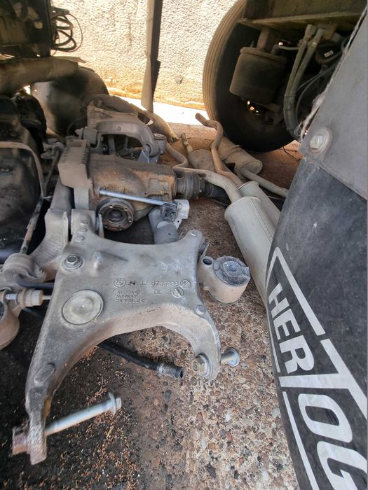 Punte spate BMW 530 xDrive 231 CP   E60     Cutie Manuala