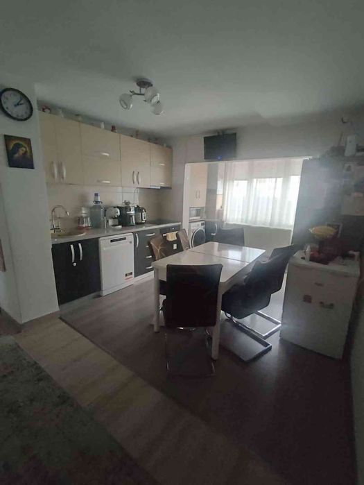 Apartament 2 camere decomandat
