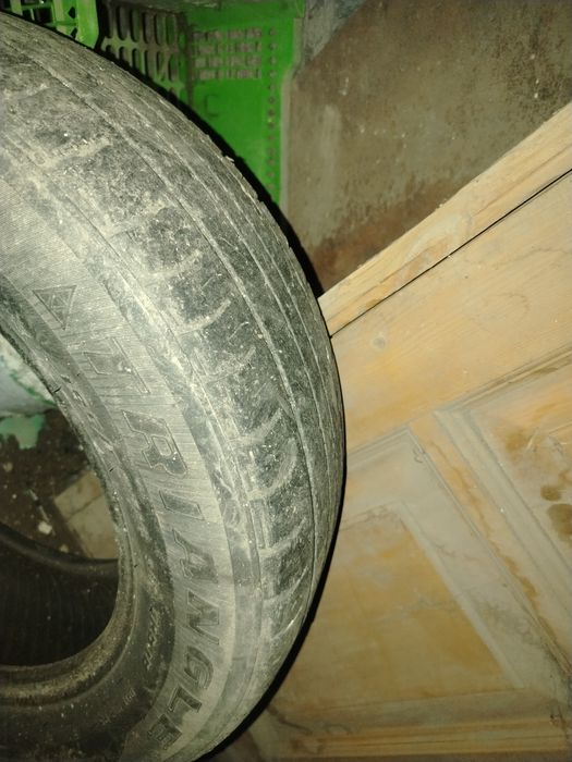 Продам шины летный