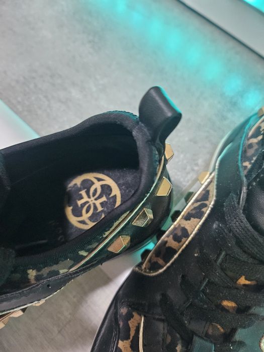 Guess оригинални обувки