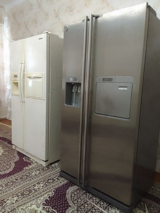 Срочна продам отлечно самсунг холодильник
