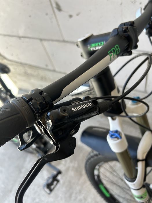 Vând bicicletă MTB Cube LTD – stare foarte bună, pregătită de traseu!