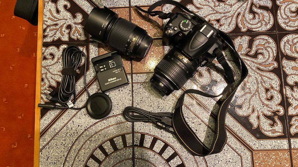 Camera foto NIKON D300 Kit complet