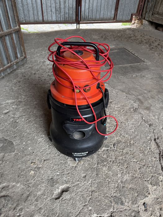 Vand aspirator profesional Tron cu spalare