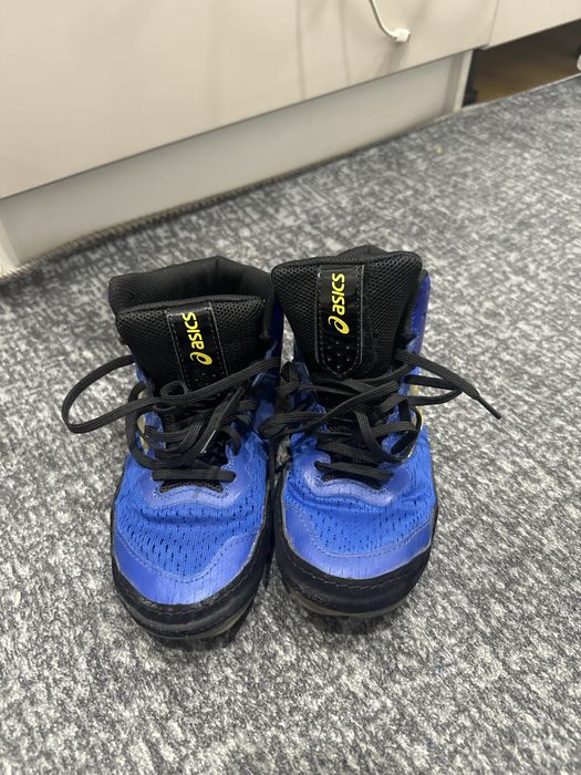 продам борцовки 35 размер