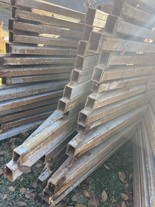 стойка 100х100 квадрат 40х60