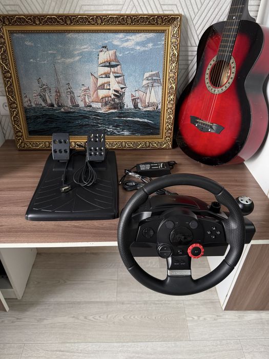 Продам игровой руль Logitech Driving Force GT