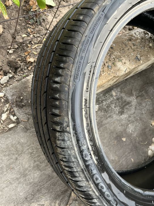 Продам летние резины 18