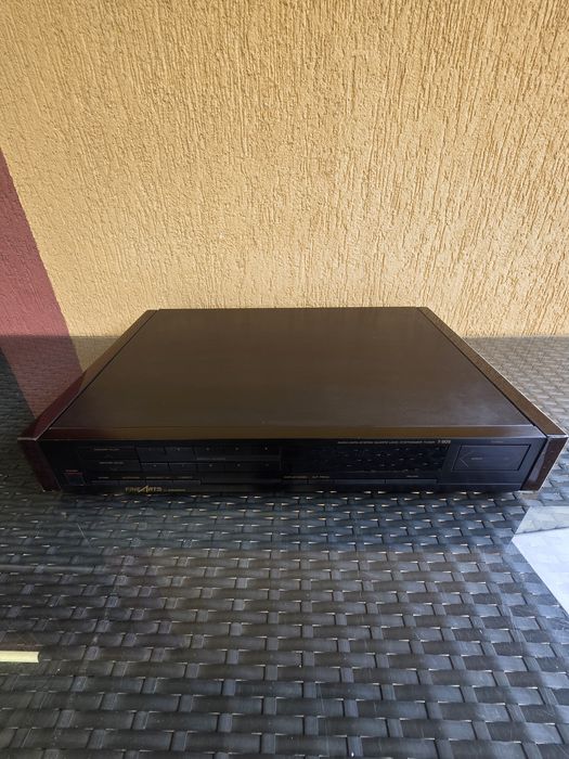Grundig Fine Arts T-905