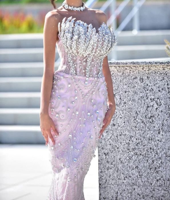 Официална рокля