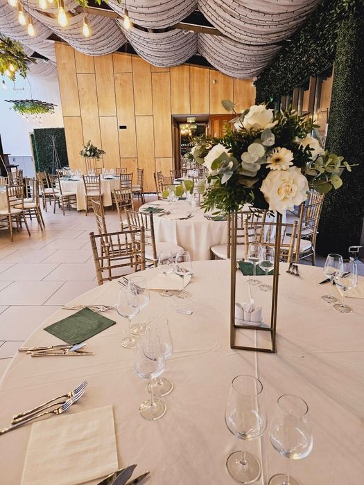 Suporți  pt flori și arcada