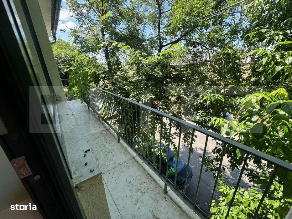 Casa cu 6 camere, 150 mp, zona Decebal
