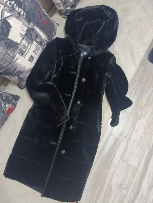 продам шубу размер 40